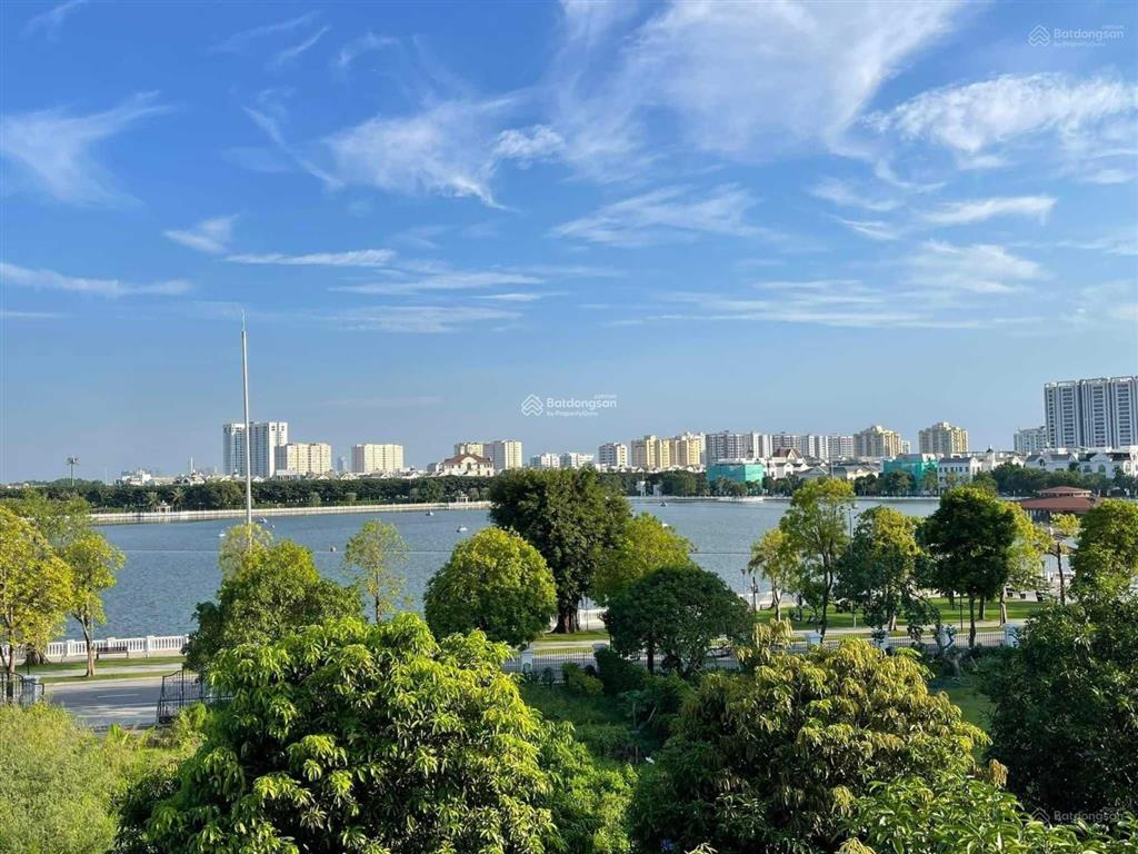 Bán biệt thự song lập hoa sữa 215m2 vinhomes riverside | view sông | 3 mặt thoáng | thang máy