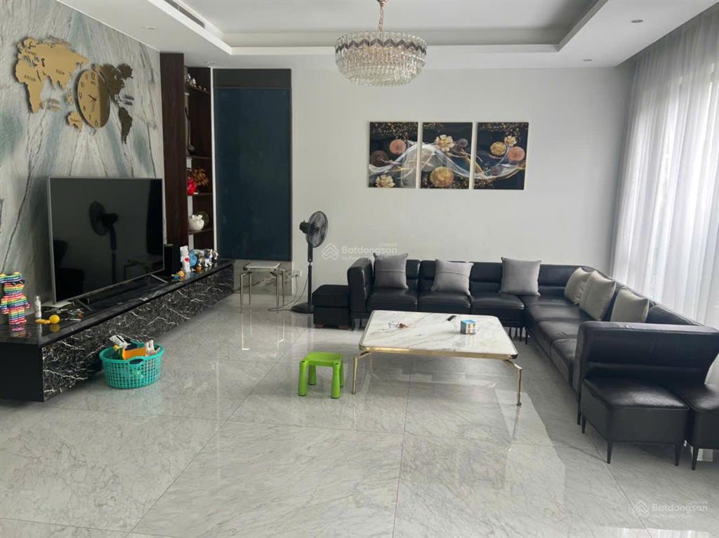 Chính chủ bán biệt thự đơn lập anh đào vinhomes riverside, 260m², mt 16m  cần bán nhanh giá tốt