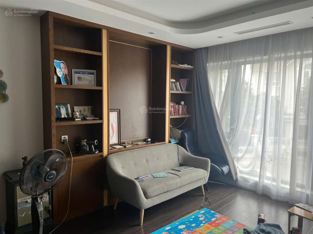 Chính chủ bán biệt thự đơn lập anh đào vinhomes riverside, 260m², mt 16m  cần bán nhanh giá tốt