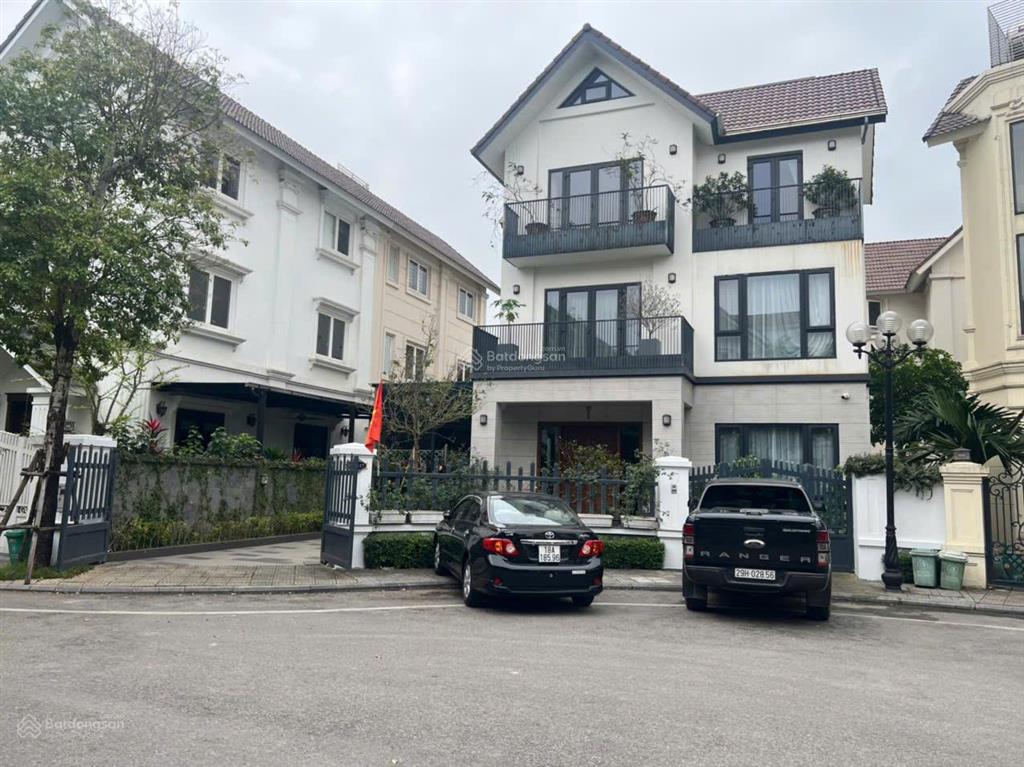 Chính chủ bán biệt thự đơn lập anh đào vinhomes riverside, 260m², mt 16m  cần bán nhanh giá tốt
