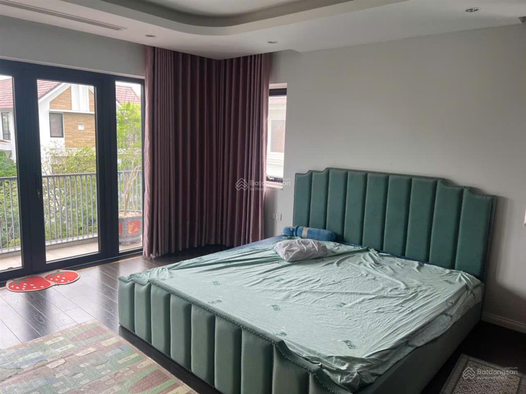 Chính chủ bán biệt thự đơn lập anh đào vinhomes riverside, 260m², mt 16m  cần bán nhanh giá tốt