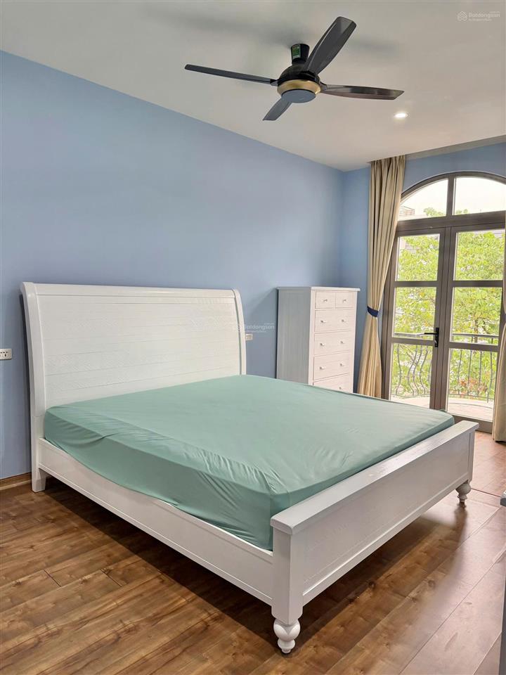 Chính chủ bán biệt thự liền kề vinhomes riverside  the harmony  khu phong lan, 96m2, nội thất đẹp