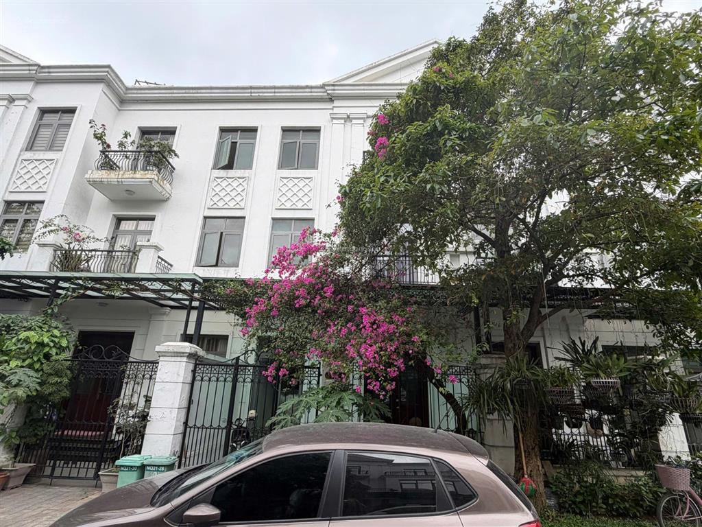 Chính chủ bán biệt thự liền kề nguyệt quế 2x  vinhomes riverside harmony 90m2  giá rẻ chỉ 3x tỷ