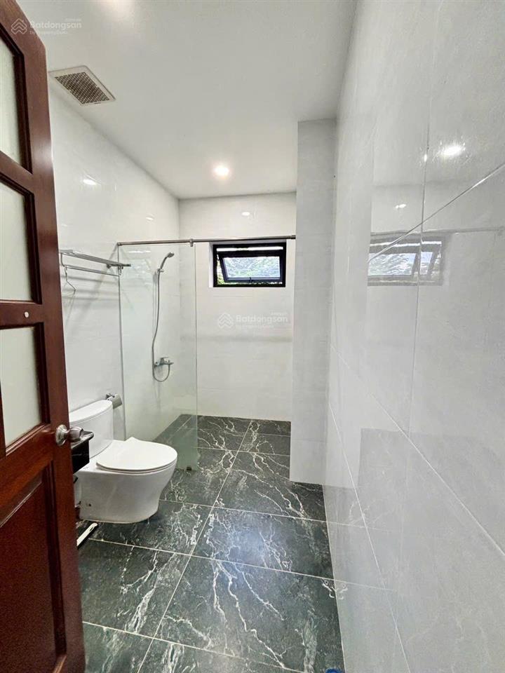 Không có căn thứ 2 chỉ 50triệu/m2 luôn nhà 3 tầng sân thượng 7x25 pháp lý chuẩn  kdc bcr tam đa