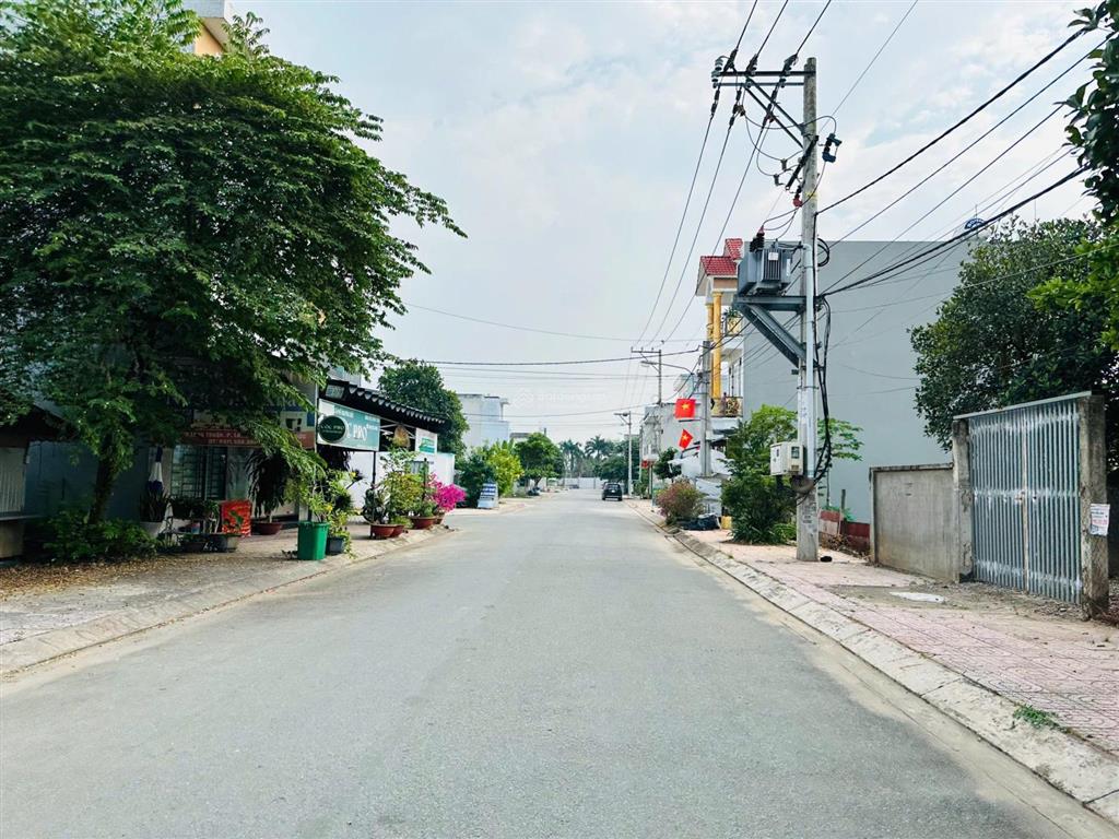 Cho thuê mt nhà trục chính kdc đặng gia phát  2pn 3wc  2 tầng sân thượng  vừa ở & kinh doanh