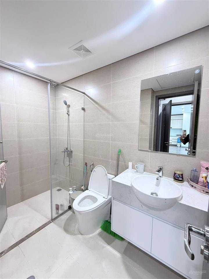 Bán gấp căn chung cư 2pn tòa a the ruby hạ long  đã hoàn thiện nội thất  view biển mặt ngoài