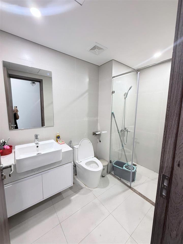 Bán gấp căn chung cư 2pn tòa a the ruby hạ long  đã hoàn thiện nội thất  view biển mặt ngoài