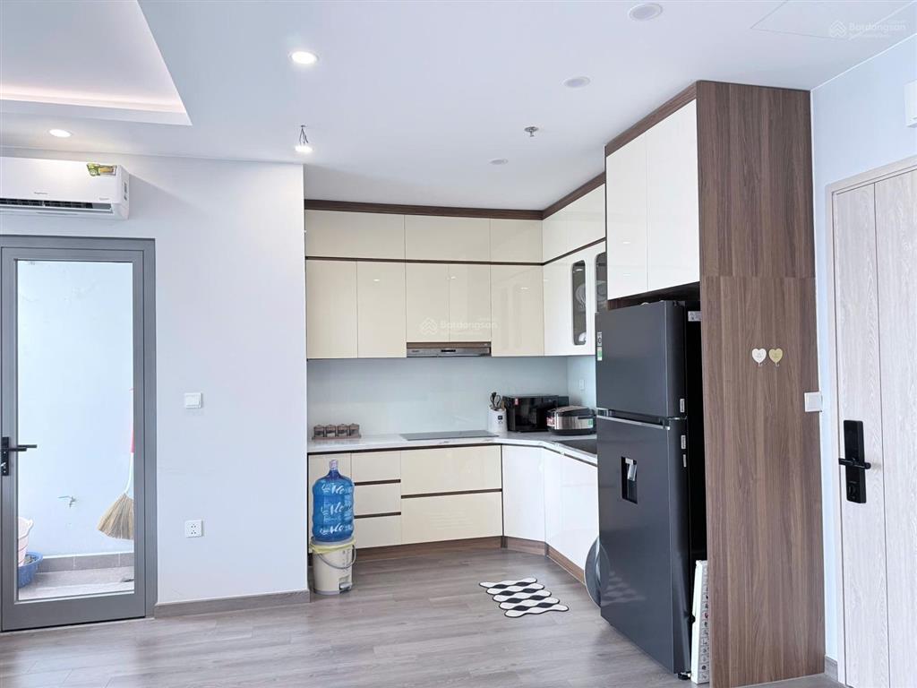 Bán gấp căn chung cư 2pn tòa a the ruby hạ long  đã hoàn thiện nội thất  view biển mặt ngoài