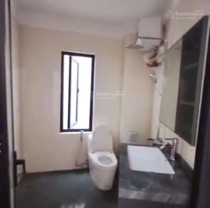 Cho thuê chcc 84 lĩnh nam, 90m, giá 8 triệu/ th , 2 ngủ, 1 wc, full nội thất, tầng 5, nhà mới.