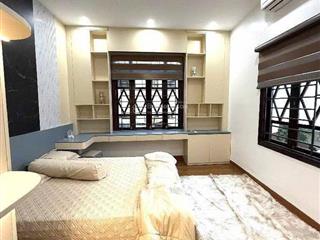 Cho thuê nhà ngõ 250 tân mai, 39mx4 tầng, 9,5 triệu/ th, 2 ngủ, 3wwc, full nội thất.