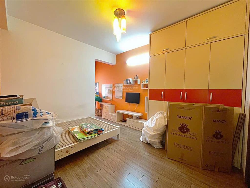 Cho thuê cc nam đô trương định 104m, 13 triệu/th, 3 ngủ,2 wc, căn góc, nhà mới, full nội thất.