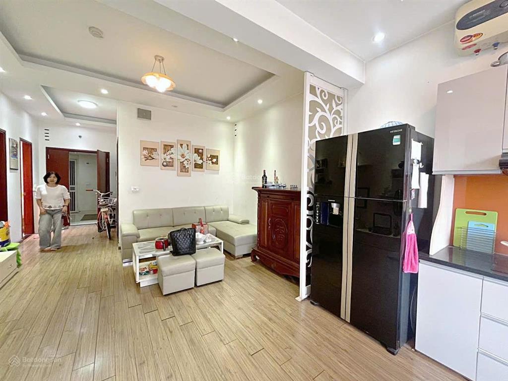 Cho thuê cc nam đô trương định 104m, 13 triệu/th, 3 ngủ,2 wc, căn góc, nhà mới, full nội thất.