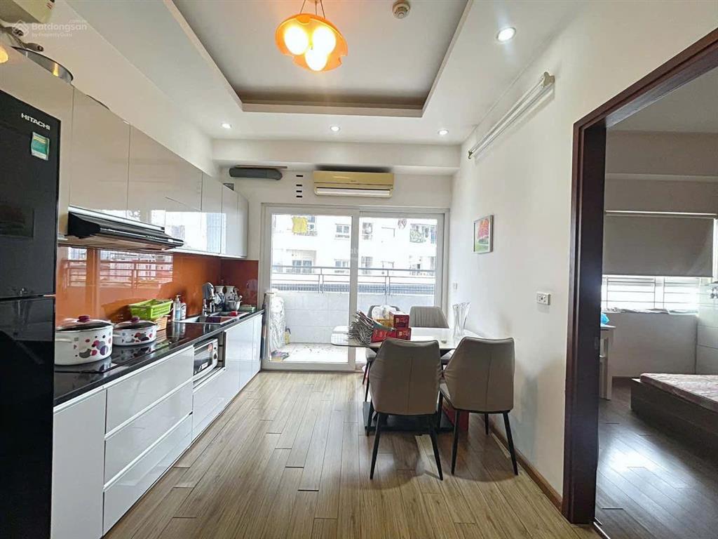 Cho thuê cc nam đô trương định 104m, 13 triệu/th, 3 ngủ,2 wc, căn góc, nhà mới, full nội thất.