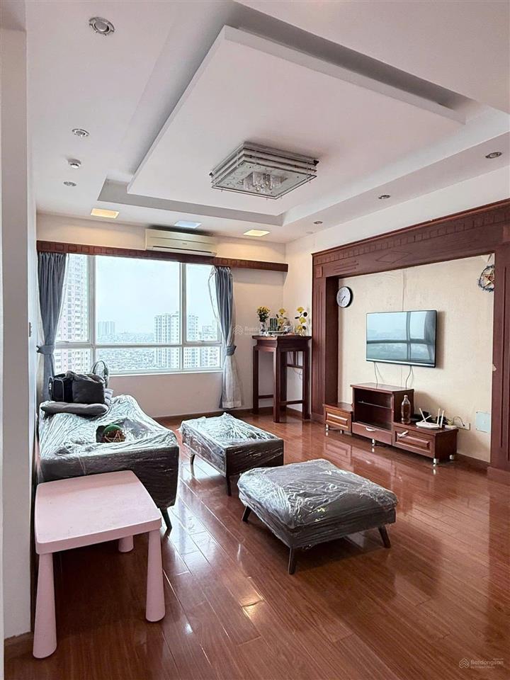 Cho thuê ch 130 nguyễn đức cảnh, 131m, 13,5 triệu/th, 3 ngủ, 2 wc, full nội thất, nhà mới, căn góc