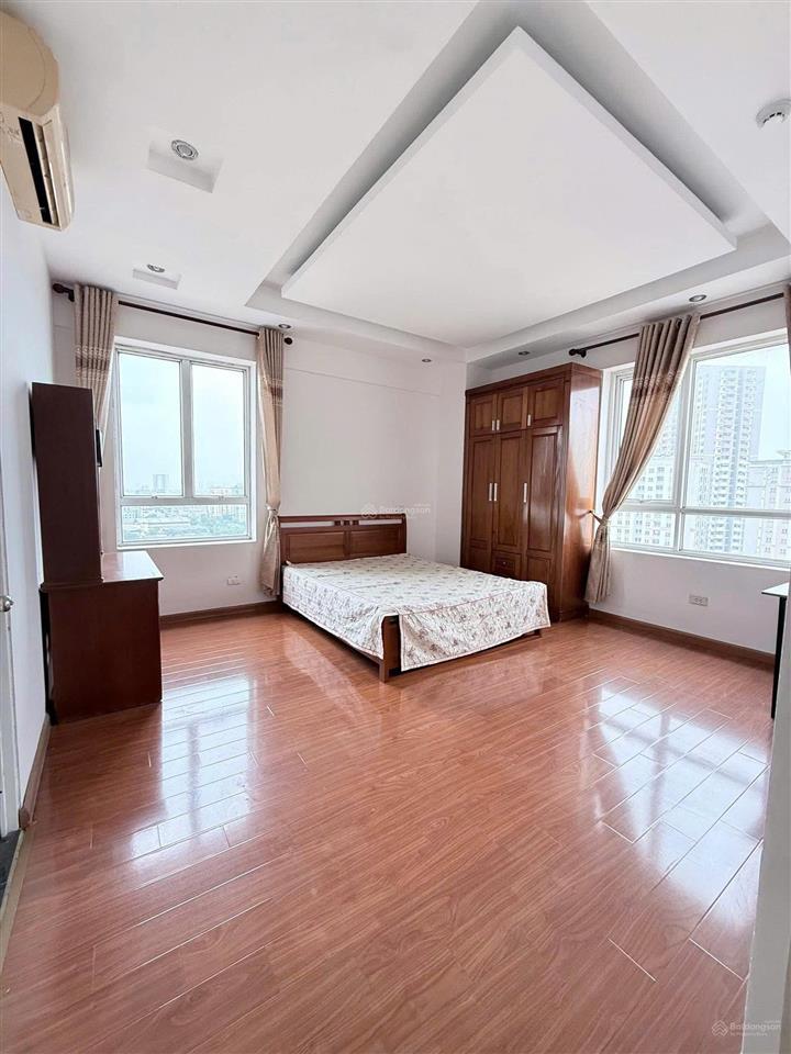 Cho thuê ch 130 nguyễn đức cảnh, 131m, 13,5 triệu/th, 3 ngủ, 2 wc, full nội thất, nhà mới, căn góc