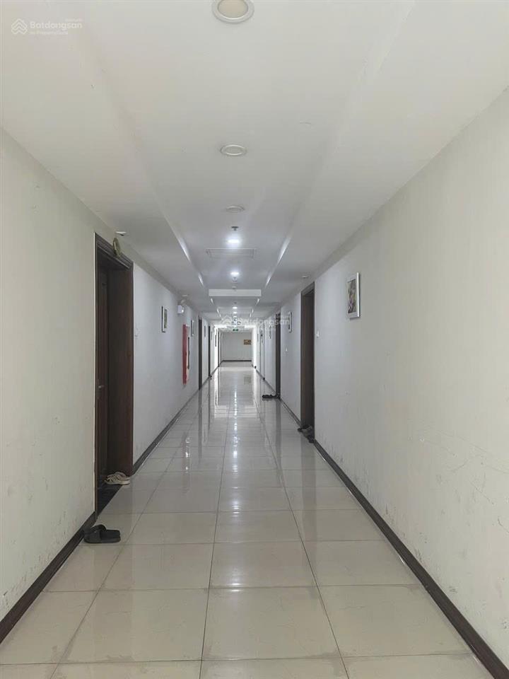 Cho thuê cc 885 tam trinh, 90m, 11,5 triệu/th, 3 ngủ 2 wc, full nội thất, căn góc thoáng.