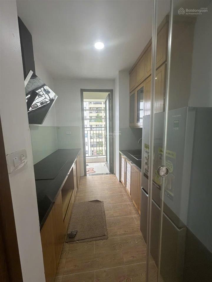 Cho thuê cc 885 tam trinh, 90m, 11,5 triệu/th, 3 ngủ 2 wc, full nội thất, căn góc thoáng.
