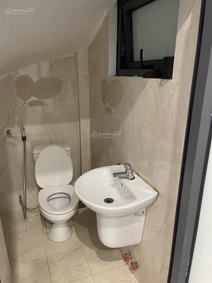 Cho thuê nhà 124 vĩnh tuy, 60mx 6 tầng, 27 triệu/th, 5 ngủ, 6 wc, phù hợp văn phòng, ô tô tránh.