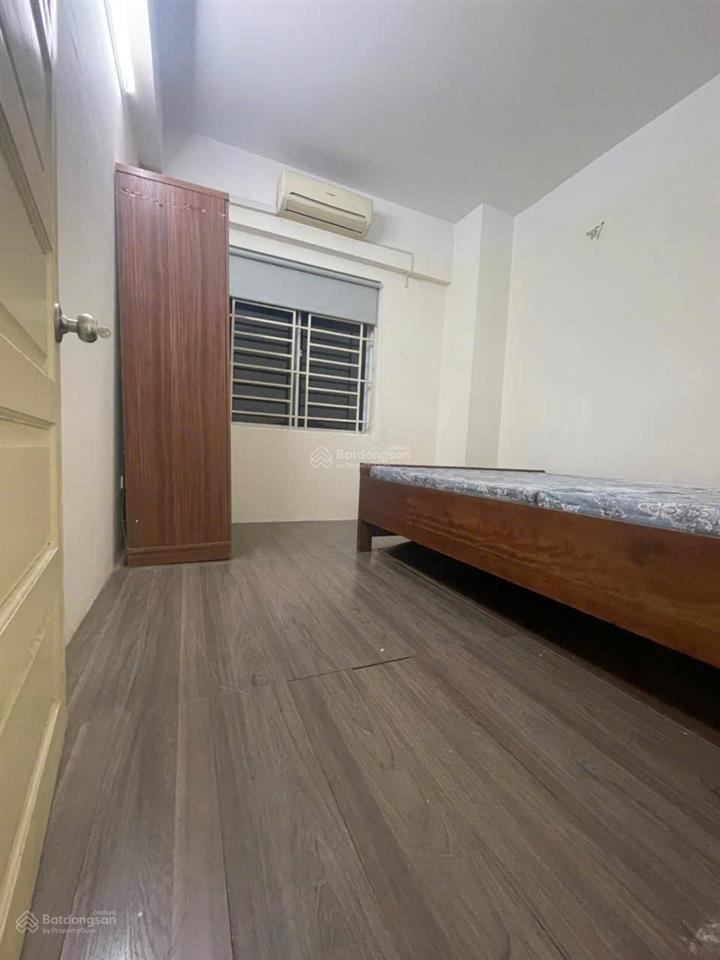 Cho thuê ch vĩnh hoàng, hoàng mai, 65m, 8 triệu/th, 2 ngủ, 1 wc, nhà thoáng, gia đình trẻ.