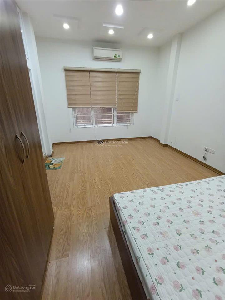 Cho thuê nhà 300 minh khai, 34mx5 tầng, 12 triệu/th, 3 ngủ, 4 wc, full nội thất