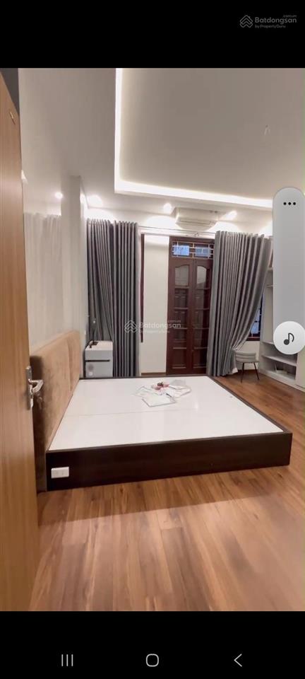 Cho thuê nhà đại la, 34mx4 tầng, 12 triệu/th, 3 ngủ, 2 wc, full nội thất, mấy bước chân ra phố.