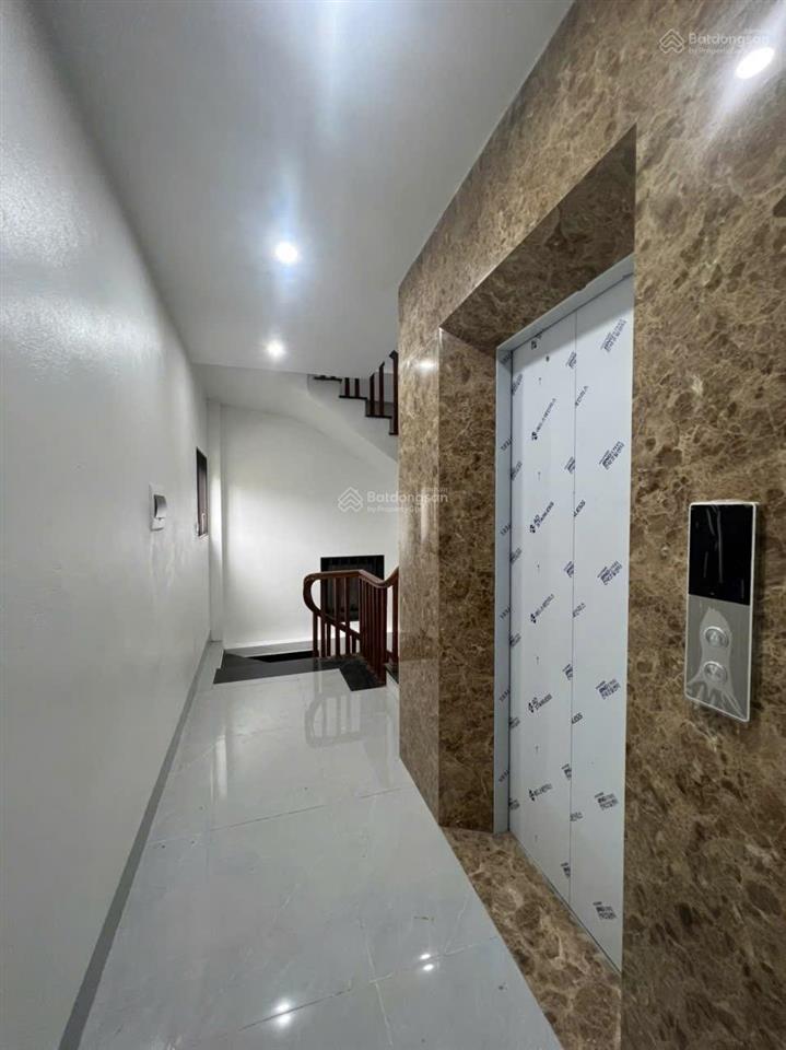Cho thuê mặt phố dương văn bé 60mx6 tầng, 39 triệu/th, thang máy, nhà mới, kinh doanh sầm uất.