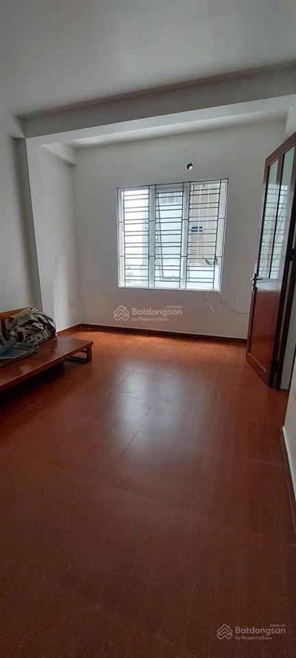 Cho thuê nhà 86 võ thị sáu, 27mx5 tầng, 10 triệu/th, 3 ngủ, ngõ nông nhà thoáng, gần hồ, công viên