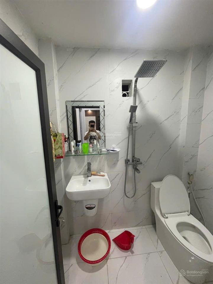 Cho thuê nhà 295 bạch mai, 50m, 12 triệu, 3 ngủ, full nội thất, ngõ to, gần đh bk, chợ mơ