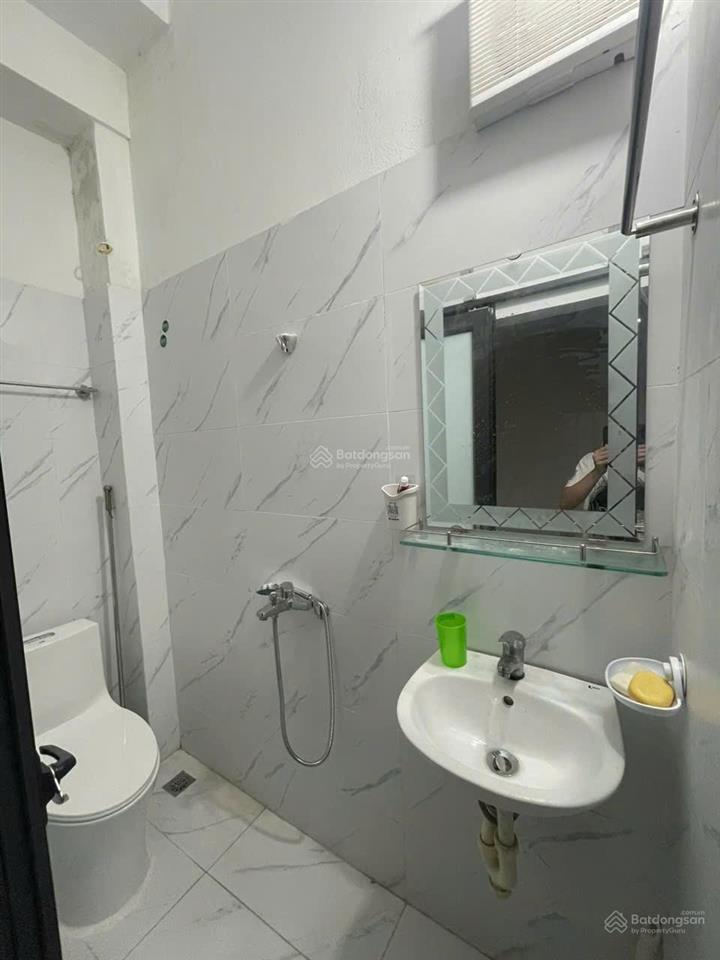 Cho thuê nhà 295 bạch mai, 50m, 12 triệu, 3 ngủ, full nội thất, ngõ to, gần đh bk, chợ mơ