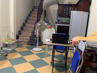 Cho thuê nhà 151 nguyễn đức cảnh, 32m2x4 tầng, 9,5 triệu/th, 2 p ngủ, 2 wc, căn góc, full nội thất
