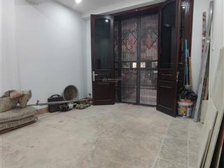 Cho thuê nhà 448 truong định, 50m2x3 tầng, 14 tr/th, 4 pn, full nội thất, ô tô cửa, kinh doanh tốt