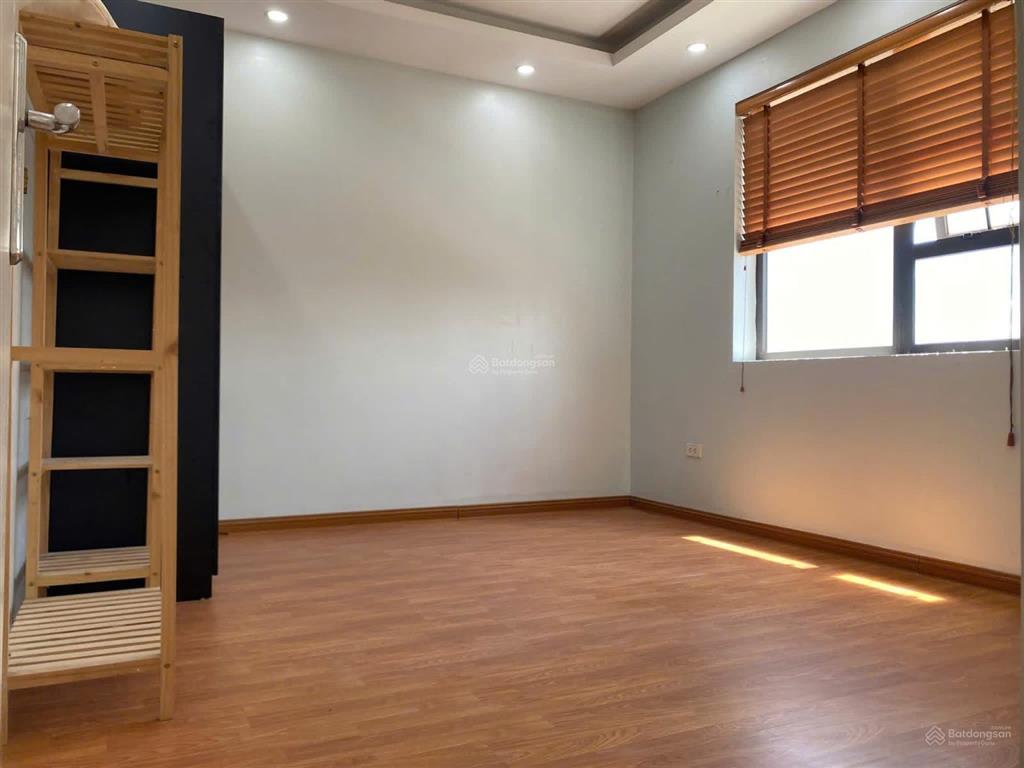 Cho thuê ch đồng phát, hoàng mai, 90m, 12 triệu/th, 3 ngủ, 2 wc, full nội thất, căn góc thoáng.