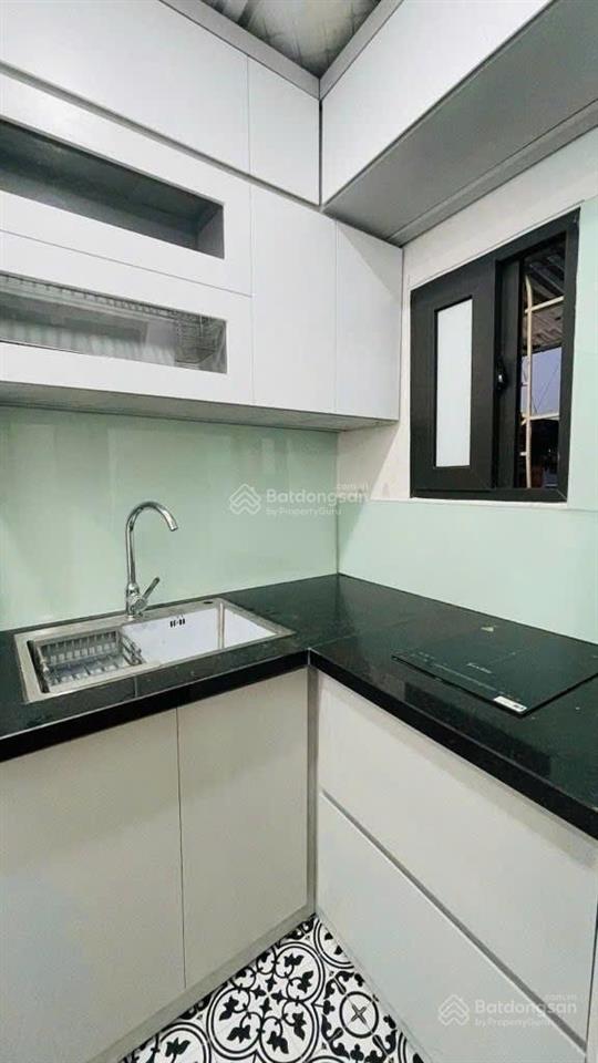 Cho thuê ch e7 quỳnh mai, thanh nhàn, 80m2, 9 triệu, 3 ngủ, 2 wc, căn góc thoáng, full nội thất mới
