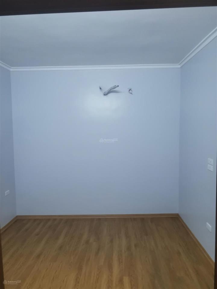 Cho thuê nhà 47 nguyễn đức cảnh, 45m x 3 tầng, 11 triệu, 3 ngủ, full nội thất, nhà ở thoáng.