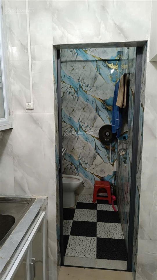 Cho thuê ch tầng 1 quỳnh mai, hbt, 70m², 8 triệu/th, 2 ngủ, full nội thất, thoáng trước sau, ô tô