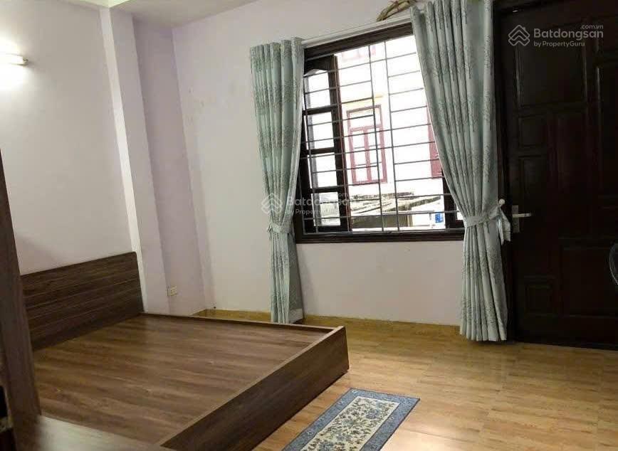 Cho thuê nhà 17 mạc thị bưởi, 65mx4 tầng, 12 triệu, 4 ngủ, 3 wc, đối diện timescity, gần hb green