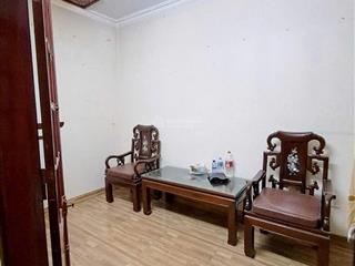 Cho thuê nhà 71 gốc đề, 40m x 4 tầng, 12,5 triệu/th, 4 ngủ, full đồ, nhà đẹp thoáng, trung tâm.