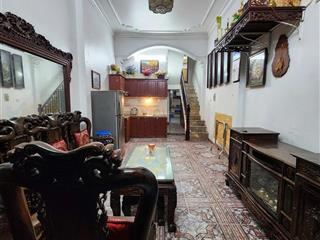 Cho thuê nhà 536 minh khai, 35m2x4 tầng, 11,5 triệu/th, 3 ngủ, 4 wc, full đồ, cổng times, gần phố