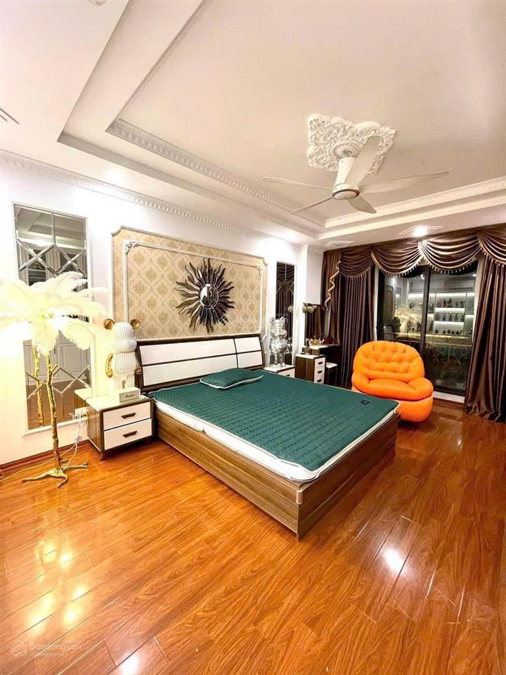 Cho thuê nhà 147 tân mai, 45m² x 8 tầng, 22 triệu, 5 ngủ, thang máy, ô tô, kinh doanh tốt, nhà đẹp.