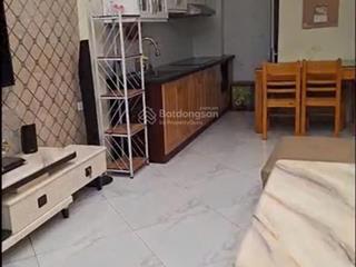 Cho thuê nhà 255 lĩnh nam, 30mx5 tầng, 10 triệu/th, 3 ngủ, 4 wc, full nội thất, gần ô tô, nhà đẹp.