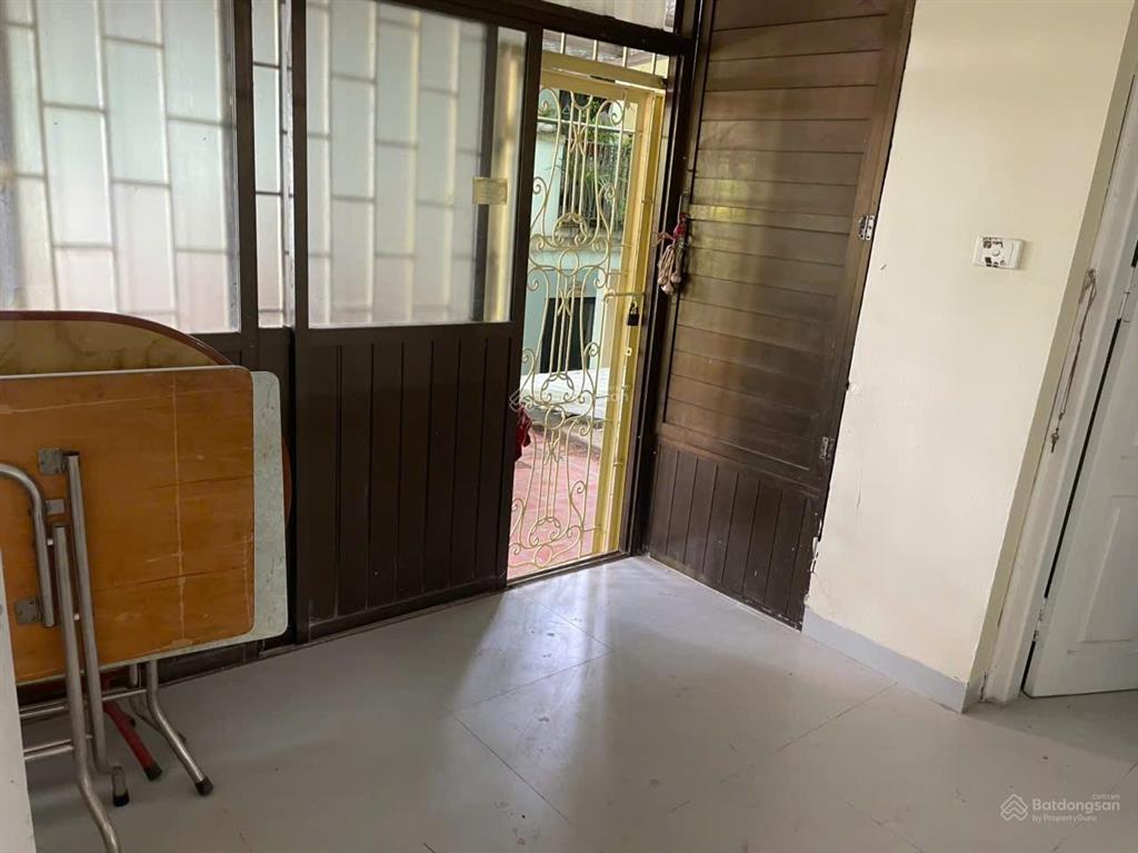 Cho thuê ch đhbk nguyễn hiền, 80m2, 10 triệu, 3 ngủ, full đồ, cạnh sân vận động bách khoa