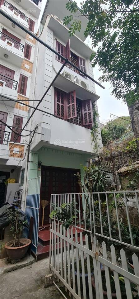 Cho thuê nhà nguyễn huy tự, hbt, 30mx4 tầng, 13 triệu, 3 ngủ, 3 wc, full nội thất, ô tô đỗ cửa