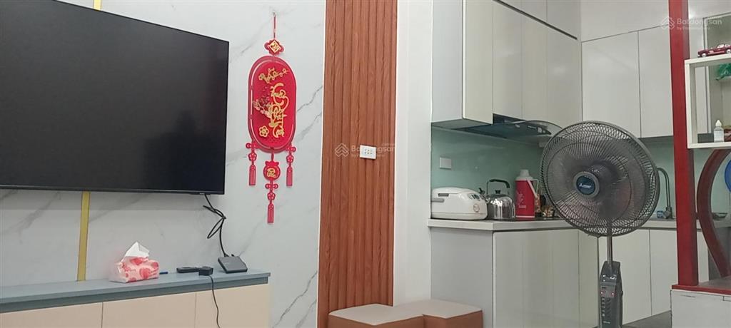 Cho thuê nhà ngõ 203 kim ngưu, 30m²x4 tầng, 11 triệu/th, 2 ngủ, full đồ, gần phố kim ngưu, lò đúc