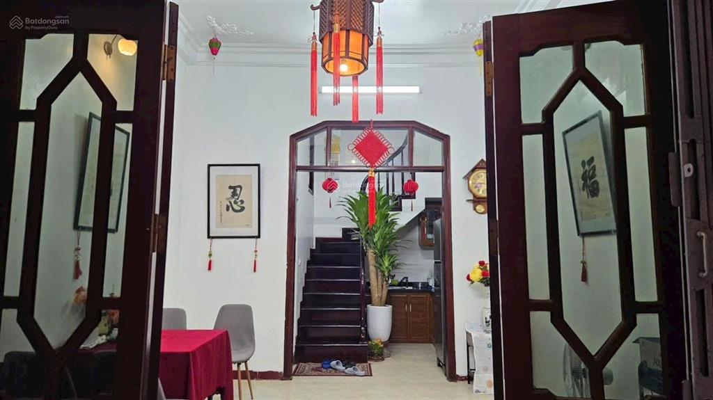 Cho thuê nhà ngõ 203 kim ngưu, 30m²x4 tầng, 11 triệu/th, 2 ngủ, full đồ, gần phố kim ngưu, lò đúc