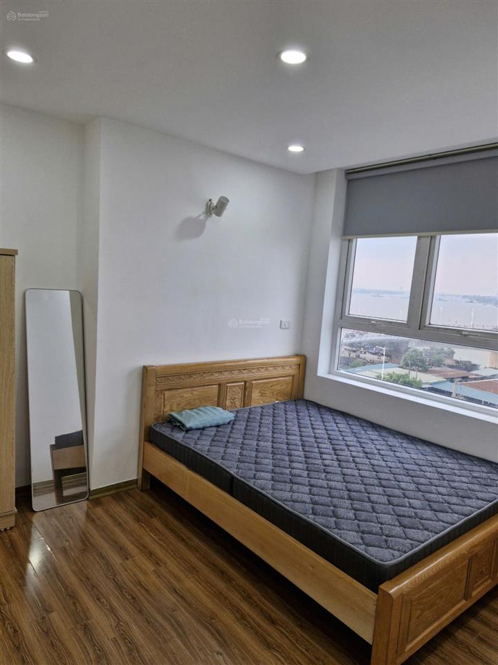 Cho thuê ch udic riverside vĩnh tuy, 95m2 12,5 tr/th, 3 ngủ, 2 wc, full đồ, view sông, gần đhkd&cn