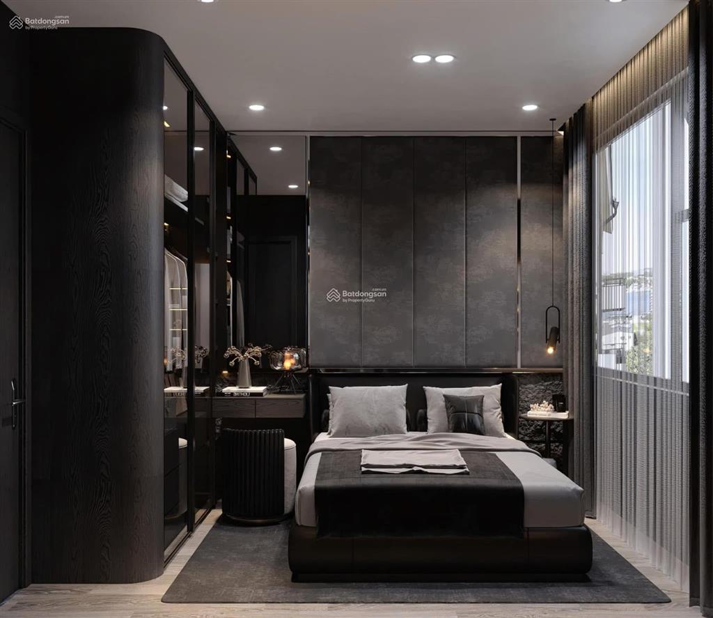 Bán chcc cộng hòa plaza  q. tân bình, dt 100m2 3pn giá 6tỷ4, (có sổ ).  0934 144 *** hương