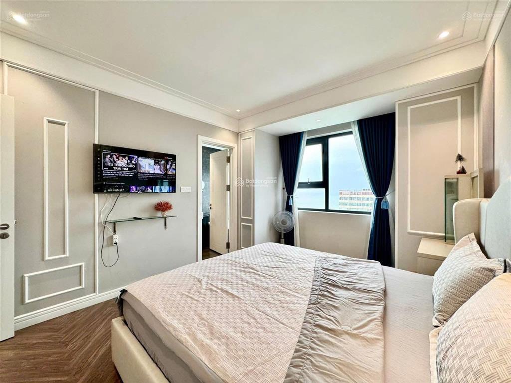 Bán căn hộ the prince phú nhuận, dt 109m2=2pn =10ty9, 72m2=2pn=7ty5. sổ hồng.  0934 144 *** hương