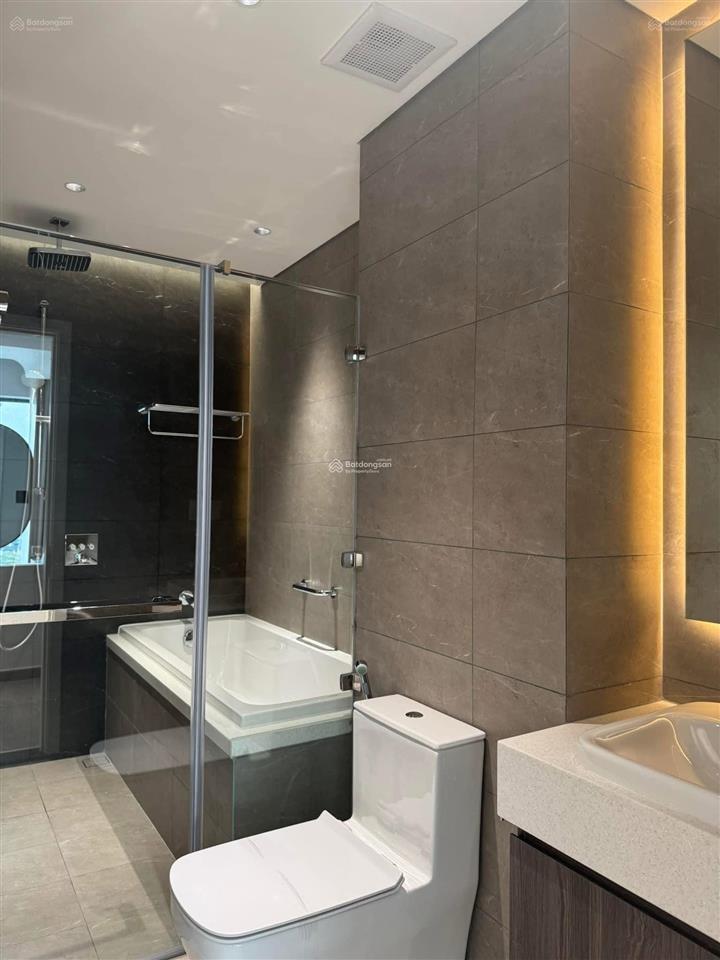 Bán chcc lucky palace q6 vị trí sát q5,11,10. dt 81m2=2pn=4tỷ8 sổ hồng  0934 144 *** hương