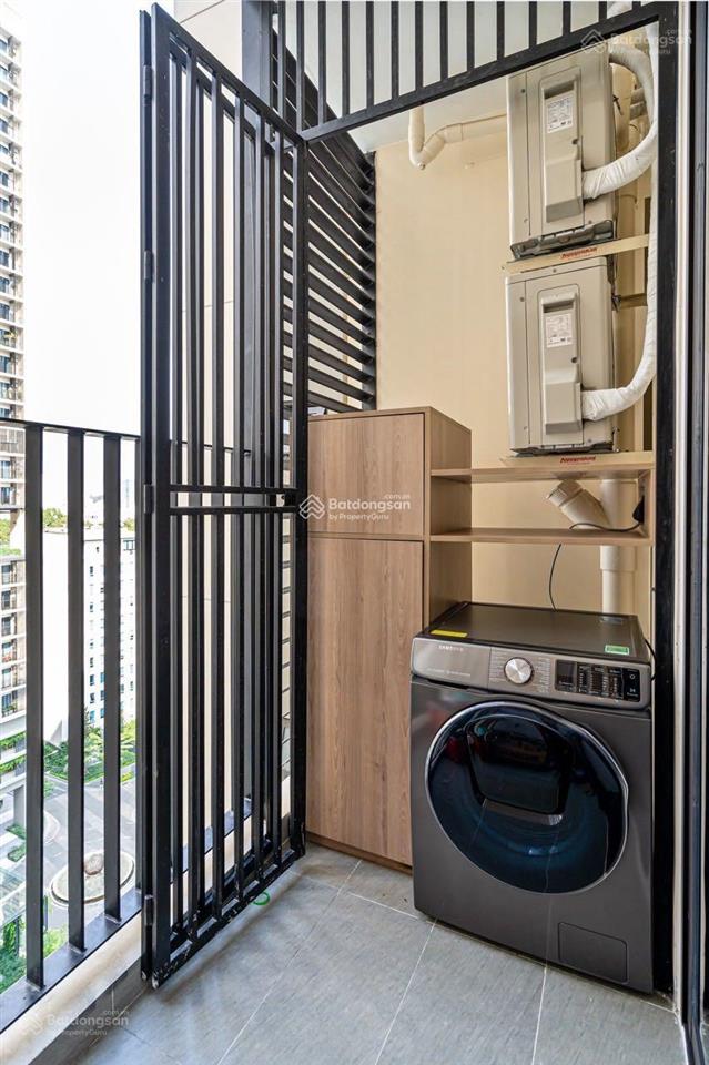 Chủ bán chcc hùng vương plaza q. 5 dt 117m2  3pn 3wc. giá 8tỷ9, sổ hồng.  0934 144 *** hương