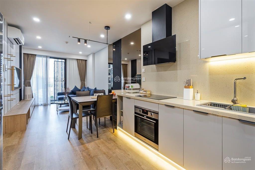 Chủ bán chcc hùng vương plaza q. 5 dt 117m2  3pn 3wc. giá 8tỷ9, sổ hồng.  0934 144 *** hương